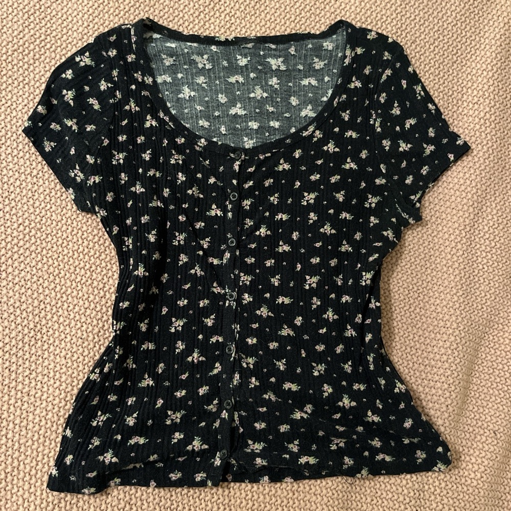 black floral button down shirt